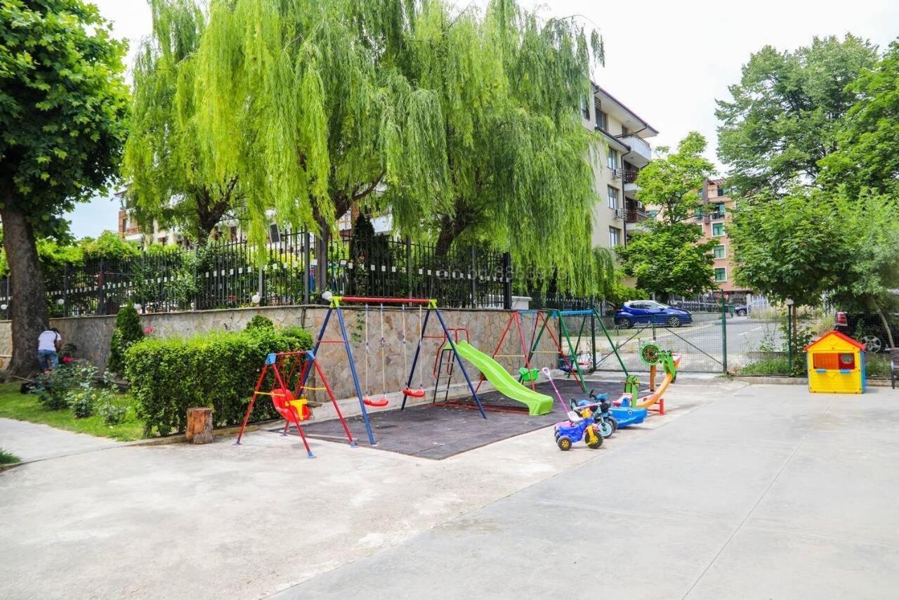 Оазис Ravda Exteriér fotografie